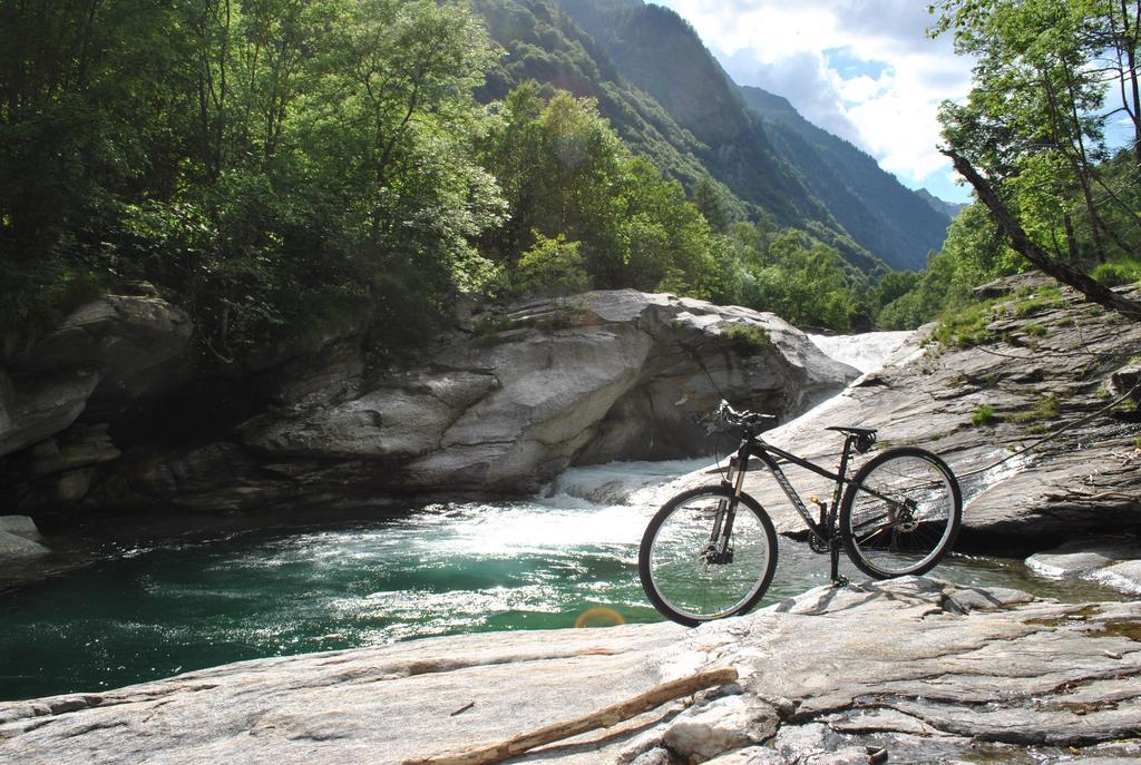 Myverzasca Resort Ai Piee Brione  Bagian luar foto